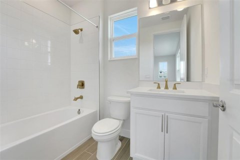 House in Parrish, Florida 4 bedrooms, 287.9 sq.m. № 1219836 - photo 29
