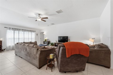 House in Lakeland, Florida 4 bedrooms, 179.86 sq.m. № 2207816 - photo 8