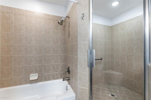 Condo in Punta Gorda, Florida, 3 bedrooms № 2214092 - photo 30