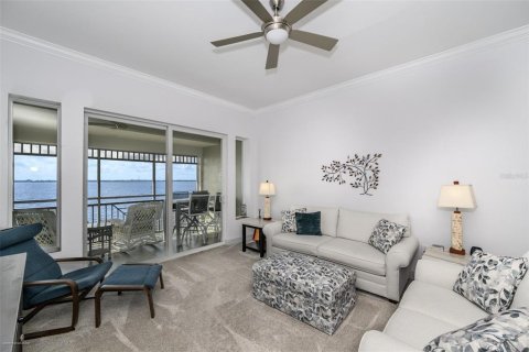 Condo in Punta Gorda, Florida, 3 bedrooms № 2214092 - photo 11
