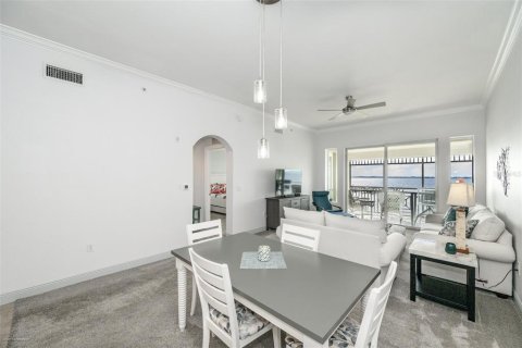 Condo in Punta Gorda, Florida, 3 bedrooms № 2214092 - photo 10