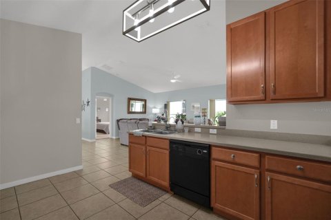 Villa ou maison à vendre à Kissimmee, Floride: 3 chambres, 138.42 m2 № 2349942 - photo 14