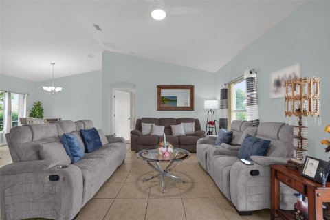 Villa ou maison à vendre à Kissimmee, Floride: 3 chambres, 138.42 m2 № 2349942 - photo 11