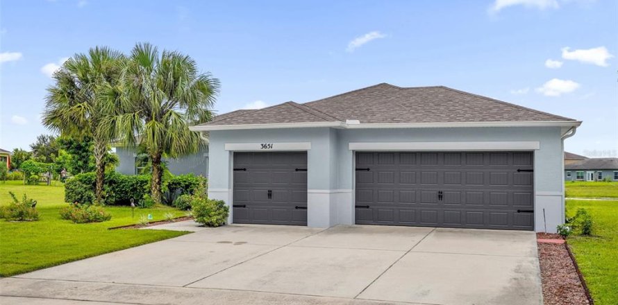 Villa ou maison à Kissimmee, Floride 3 chambres, 138.42 m2 № 2349942