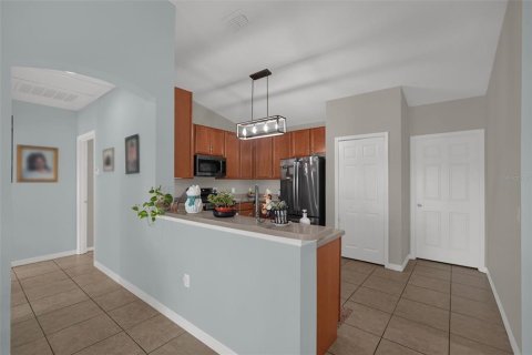 Villa ou maison à vendre à Kissimmee, Floride: 3 chambres, 138.42 m2 № 2349942 - photo 13