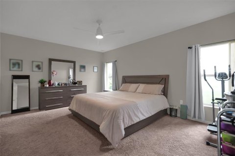 Villa ou maison à vendre à Kissimmee, Floride: 3 chambres, 138.42 m2 № 2349942 - photo 4