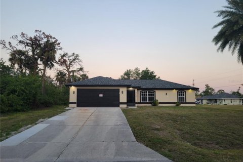 House in North Port, Florida 3 bedrooms, 112.6 sq.m. № 1774748 - photo 2