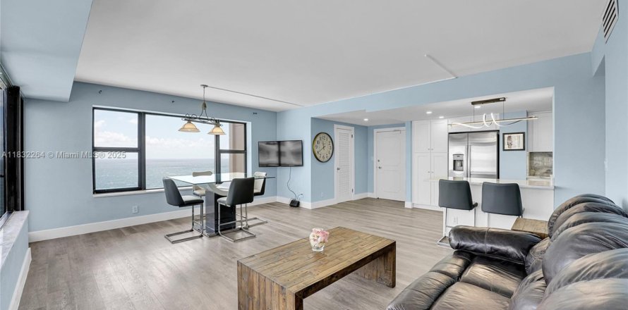 Condo in Fort Lauderdale, Florida, 2 bedrooms  № 1836654