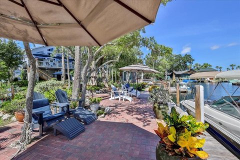 Villa ou maison à vendre à Weeki Wachee, Floride: 4 chambres, 200.3 m2 № 1909839 - photo 7