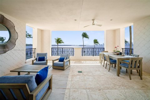Copropriété à vendre à Fisher Island, Floride: 2 chambres, 181.16 m2 № 2048018 - photo 29