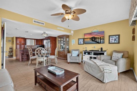 Condominio en venta en Flagler Beach, Florida, 2 dormitorios, 111.58 m2 № 2221118 - foto 13