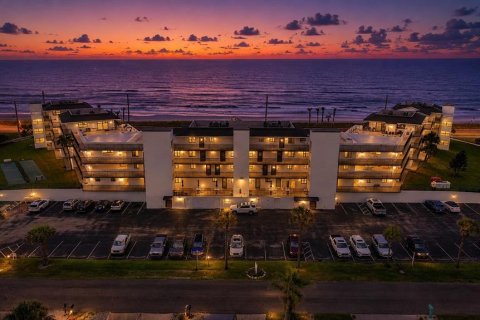 Condo in Flagler Beach, Florida, 2 bedrooms № 2221118