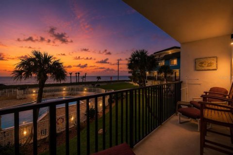Condominio en venta en Flagler Beach, Florida, 2 dormitorios, 111.58 m2 № 2221118 - foto 2