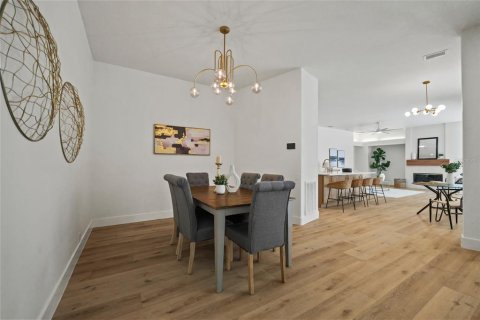 Casa en venta en Palm Harbor, Florida, 4 dormitorios, 262.54 m2 № 2384182 - foto 8
