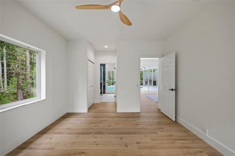 Casa en venta en Palm Harbor, Florida, 4 dormitorios, 262.54 m2 № 2384182 - foto 25