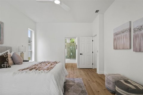 Casa en venta en Palm Harbor, Florida, 4 dormitorios, 262.54 m2 № 2384182 - foto 17
