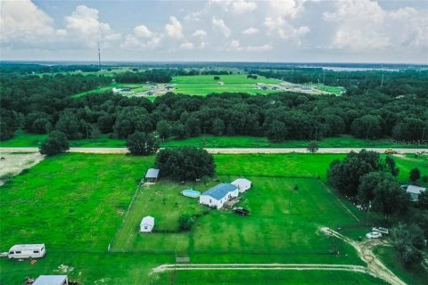 Commercial property in Auburndale, Florida 115.38 sq.m. № 213395 - photo 9