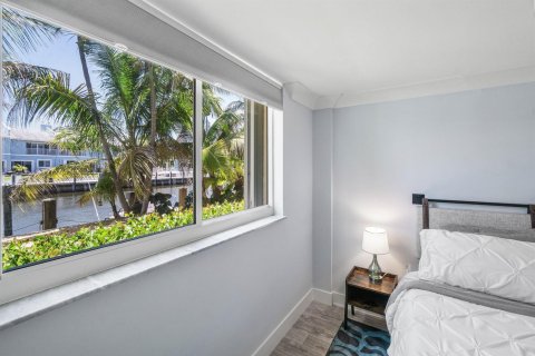 Copropriété à louer à Lighthouse Point, Floride: 2 chambres, 91.42 m2 № 2190271 - photo 16