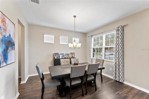 House in Spring Hill, Florida 5 bedrooms, 328.04 sq.m. № 1388781 - photo 7