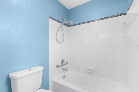 House in Venice, Florida 2 bedrooms, 154.96 sq.m. № 1811085 - photo 19