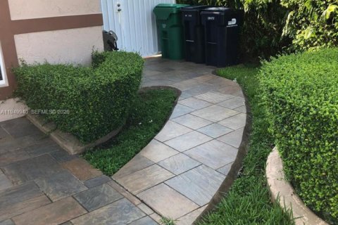 Снять в аренду виллу или дом в Майами, Флорида 3 спальни, 153.75м2, № 2005603 - фото 4