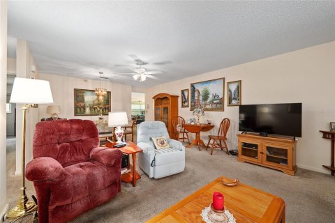 House in Ocala, Florida 2 bedrooms, 129.51 sq.m. № 1883243 - photo 7