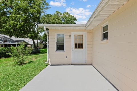 House in Ocala, Florida 2 bedrooms, 129.51 sq.m. № 1883243 - photo 25