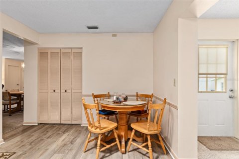 House in Ocala, Florida 2 bedrooms, 129.51 sq.m. № 1883243 - photo 11