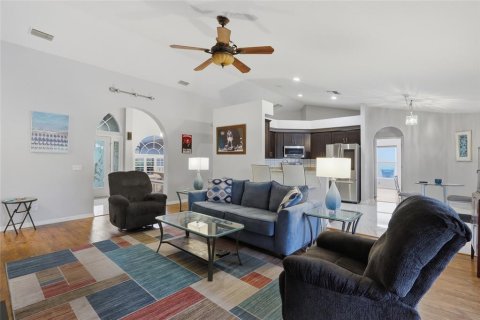 Casa en venta en Brandon, Florida, 3 dormitorios, 199.74 m2 № 2236965 - foto 11