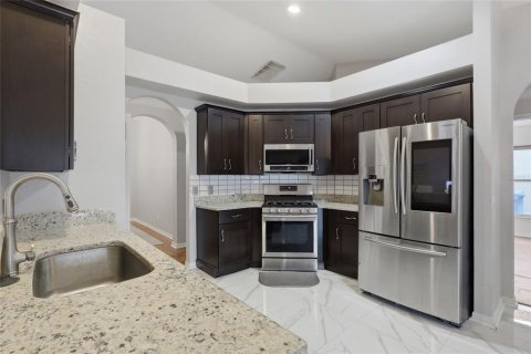 Casa en venta en Brandon, Florida, 3 dormitorios, 199.74 m2 № 2236965 - foto 14