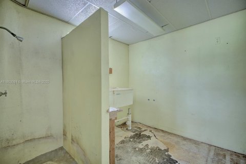 Commercial property in Sebring, Florida № 1962589 - photo 28