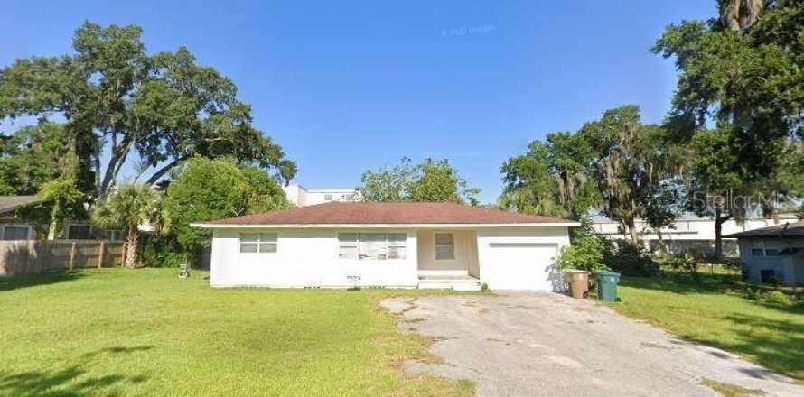 House in Ocala, Florida 3 bedrooms, 113.06 sq.m. № 1911106