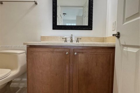 Снять в аренду кондоминиум в Майами, Флорида 2 спальни, 95.41м2, № 2031231 - фото 12