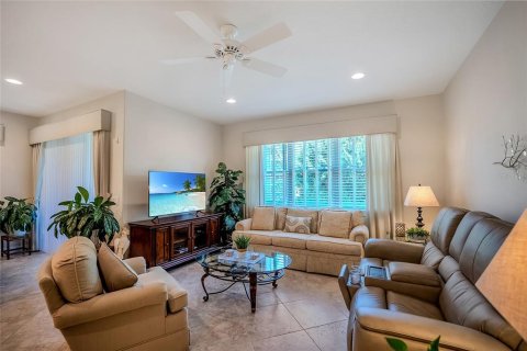 House in Ocala, Florida 2 bedrooms, 164.34 sq.m. № 2114711 - photo 15