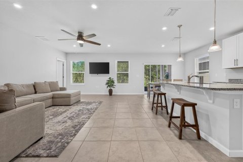 Casa en venta en Daytona Beach, Florida, 4 dormitorios, 167.97 m2 № 2138641 - foto 5