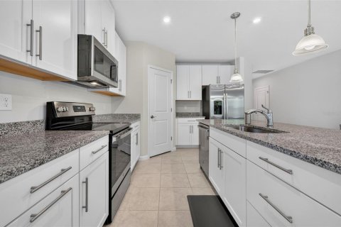 Casa en venta en Daytona Beach, Florida, 4 dormitorios, 167.97 m2 № 2138641 - foto 8