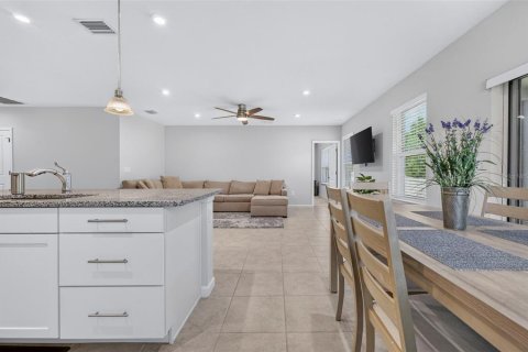 Casa en venta en Daytona Beach, Florida, 4 dormitorios, 167.97 m2 № 2138641 - foto 18