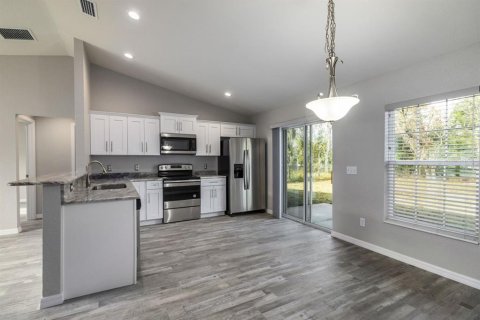 Casa en venta en Summerfield, Florida, 3 dormitorios, 100.61 m2 № 1838873 - foto 4