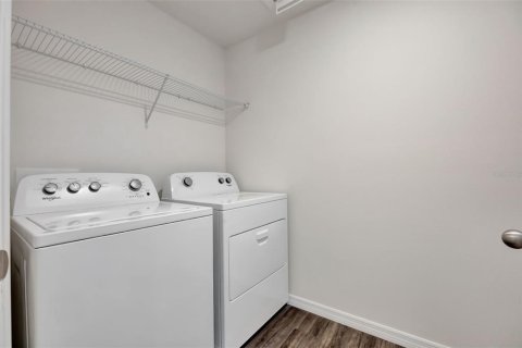 Casa en venta en Davenport, Florida, 4 dormitorios, 253.16 m2 № 2230763 - foto 26