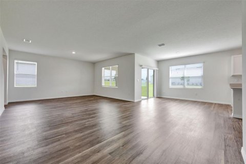 Casa en venta en Davenport, Florida, 4 dormitorios, 253.16 m2 № 2230763 - foto 3