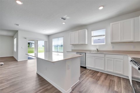 Casa en venta en Davenport, Florida, 4 dormitorios, 253.16 m2 № 2230763 - foto 12