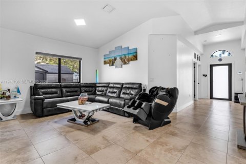 Villa ou maison à vendre à Homestead, Floride: 3 chambres, 133.87 m2 № 2004814 - photo 7