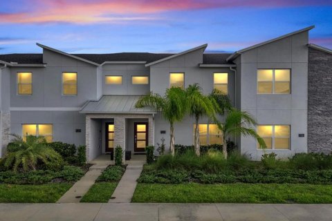 Townhouse in Davenport, Florida 4 bedrooms, 177.81 sq.m. № 1866371 - photo 13