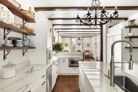 Купить виллу или дом в Сарасота, Флорида 4 комнаты, 539.95м2, № 2148683 - фото 17