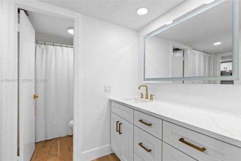 Condo in Pompano Beach, Florida, 1 bedroom № 2186167 - photo 6