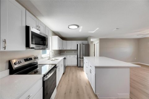 Villa ou maison à vendre à Apollo Beach, Floride: 3 chambres, 135.27 m2 № 2142181 - photo 20