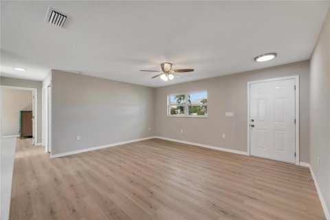 Villa ou maison à vendre à Apollo Beach, Floride: 3 chambres, 135.27 m2 № 2142181 - photo 14