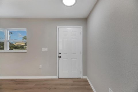 Villa ou maison à vendre à Apollo Beach, Floride: 3 chambres, 135.27 m2 № 2142181 - photo 10