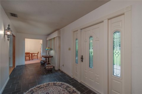 House in Ocala, Florida 5 bedrooms, 382.48 sq.m. № 1751950 - photo 15