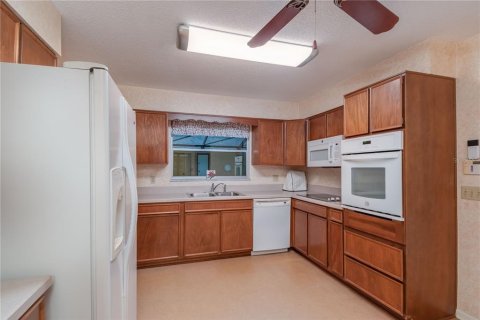 House in Ocala, Florida 5 bedrooms, 382.48 sq.m. № 1751950 - photo 27